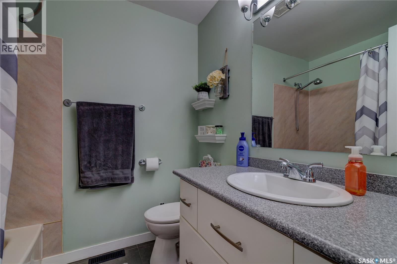 1210 Flexman CRESCENT - 16