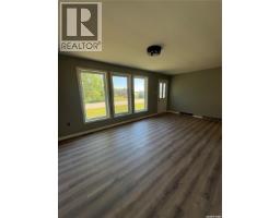 401 2nd Avenue N, Rose Valley, SK S0E1M0 Photo 14