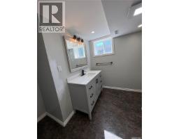 401 2nd Avenue N, Rose Valley, SK S0E1M0 Photo 24