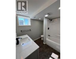 401 2nd Avenue N, Rose Valley, SK S0E1M0 Photo 25