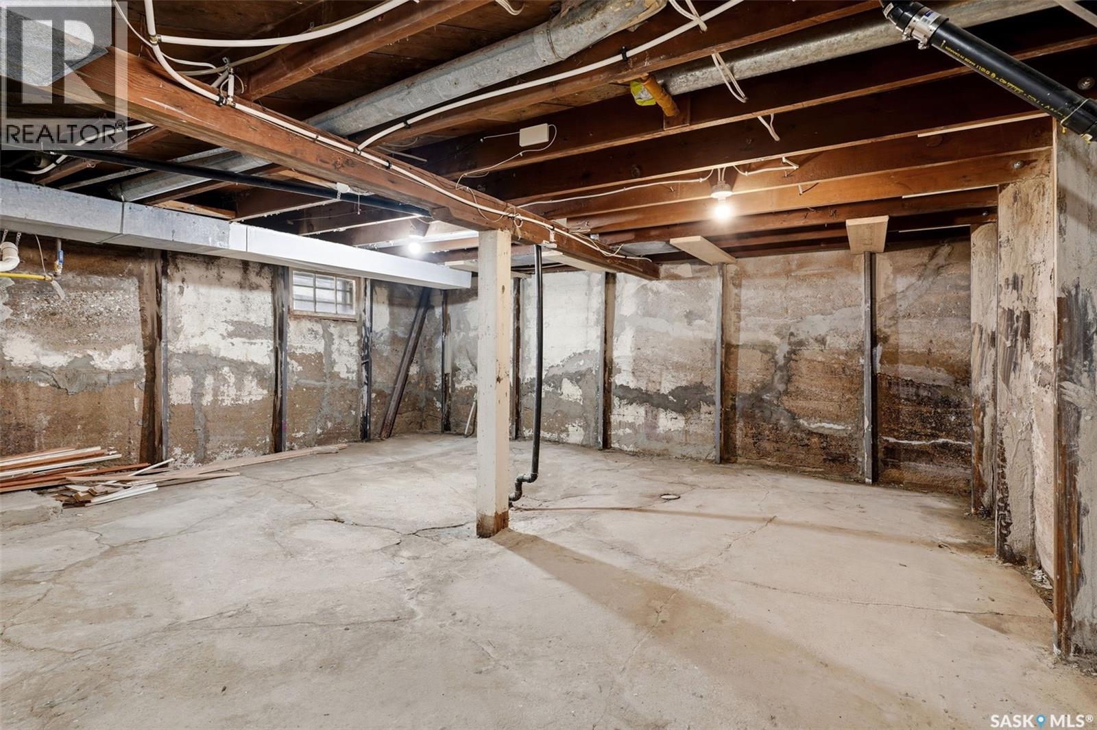 1555 Retallack STREET - 21