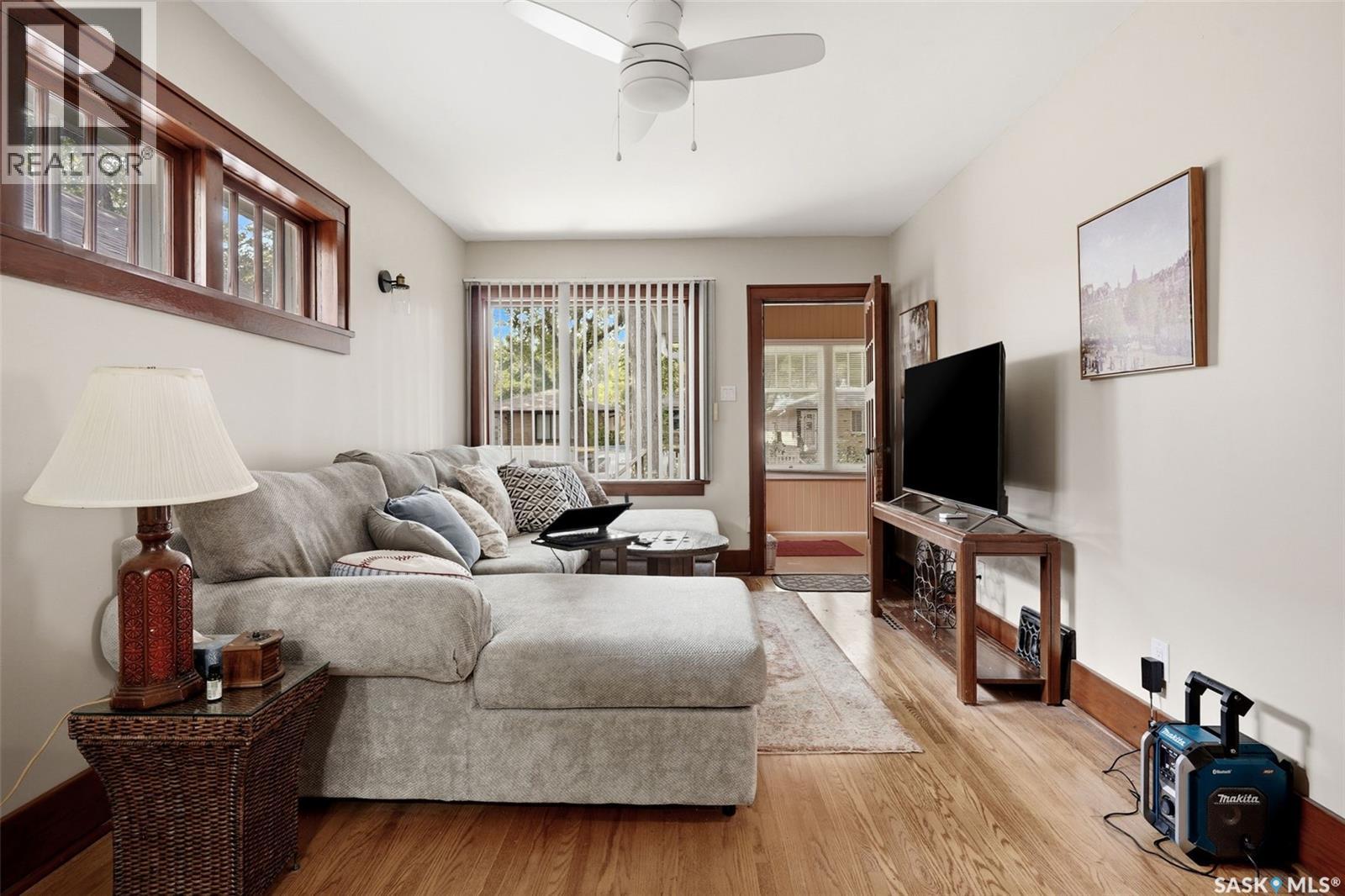 1555 Retallack STREET - 5