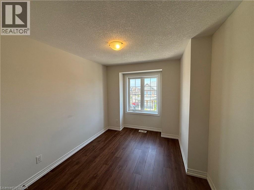 60 REISTWOOD Drive - 14