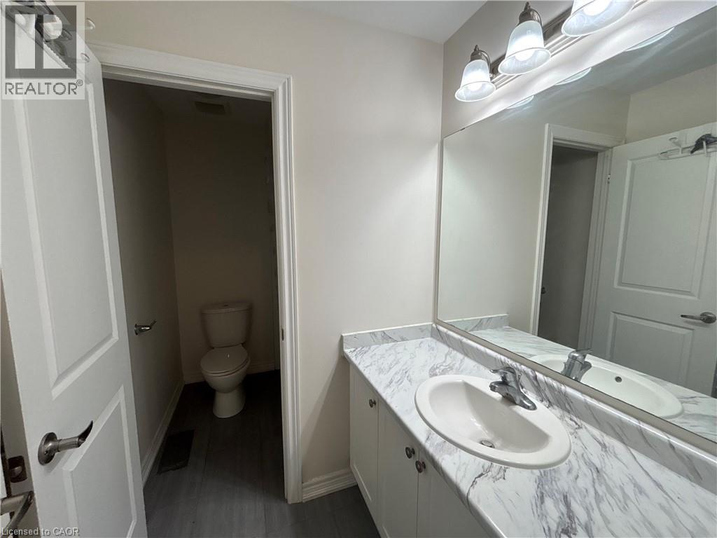 60 REISTWOOD Drive - Image 13