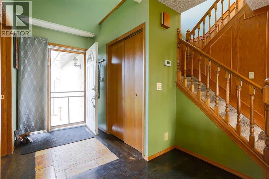 89 Athabasca Crescent - 3