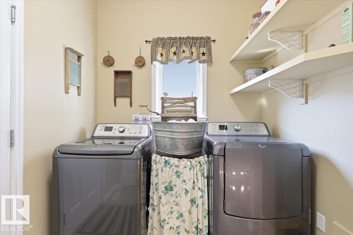 28 SUTHERLAND ST - Image 13