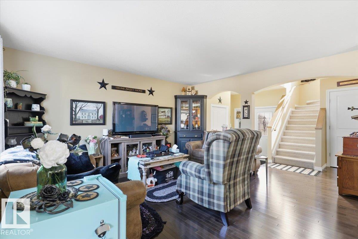 28 SUTHERLAND ST, Suntree (Leduc), Leduc photo 5