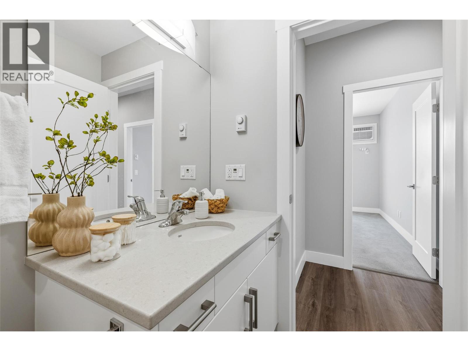 #306 3090 Burtch Road - 28