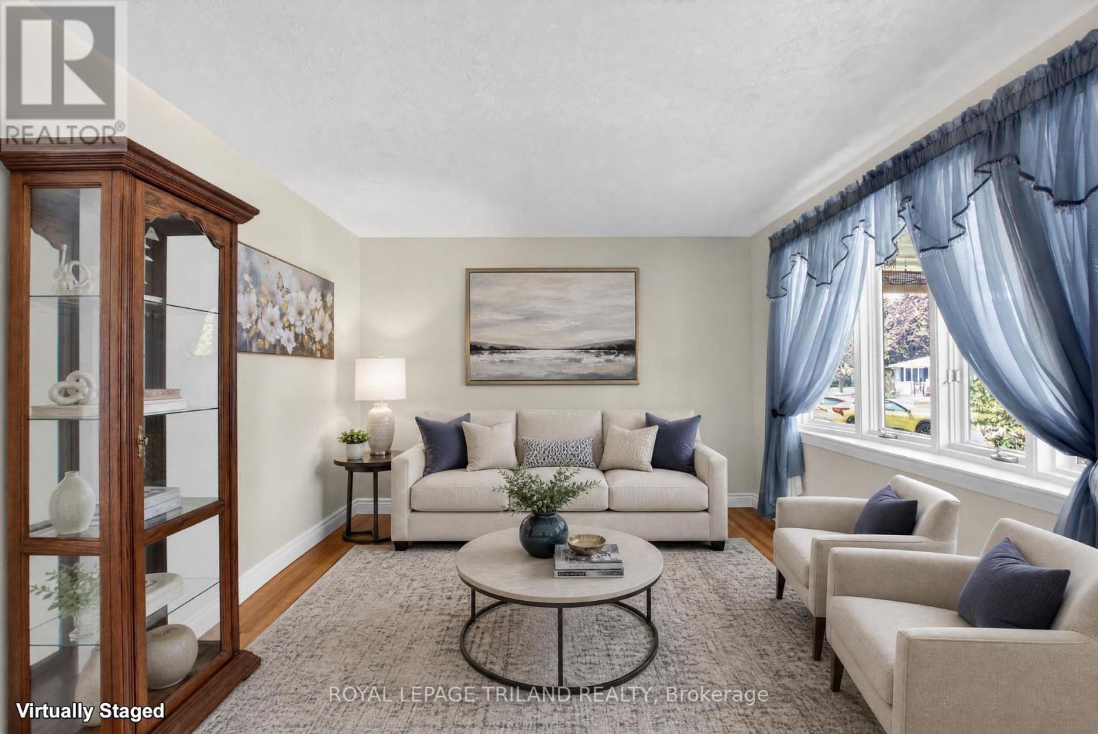 7 THOMPSON AVENUE - 5