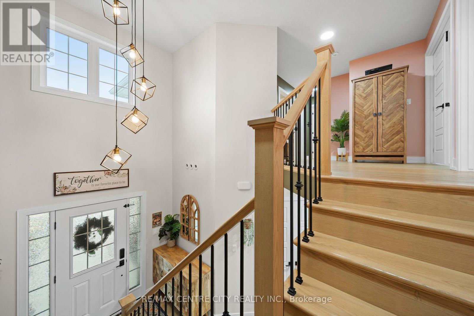 76 STYLES DRIVE - Image 15