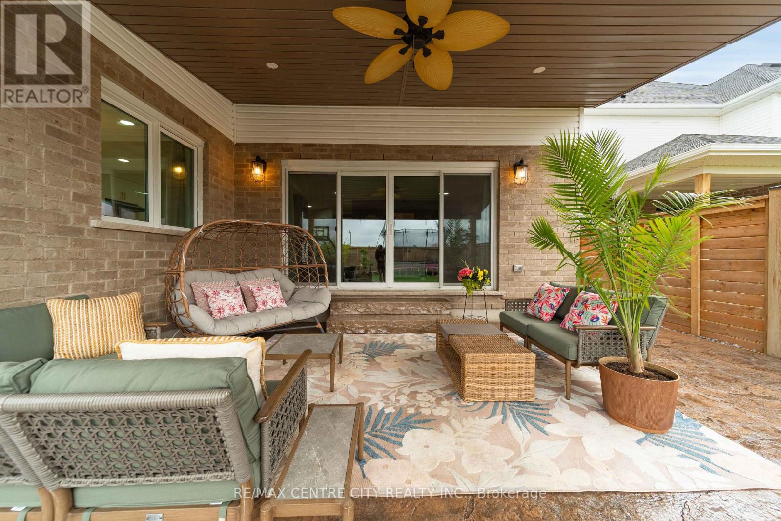 76 STYLES DRIVE - Image 37