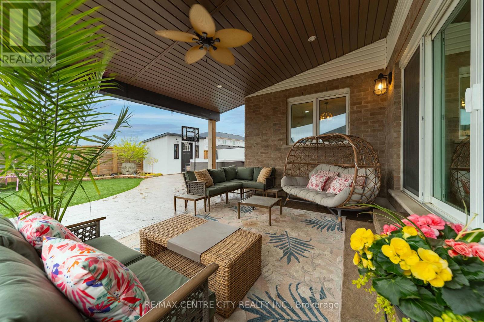 76 STYLES DRIVE - Image 38