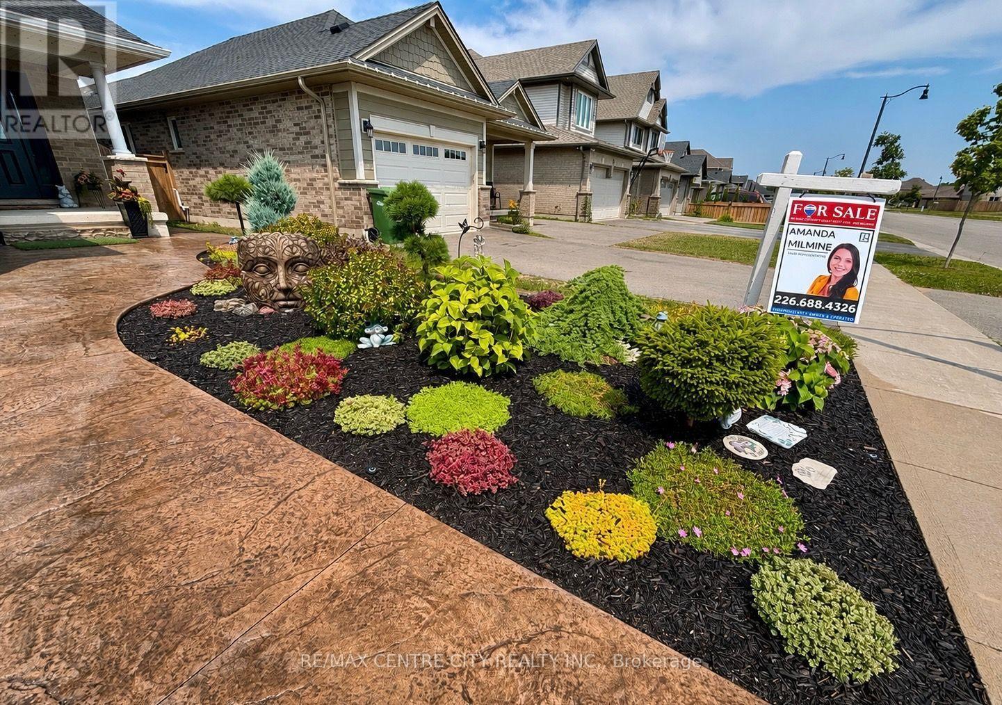 76 STYLES DRIVE - Image 46