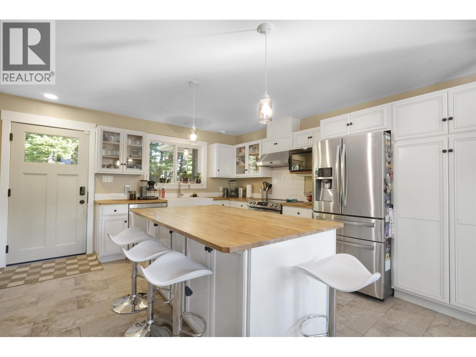 152 DEWBERRY STREET - 5