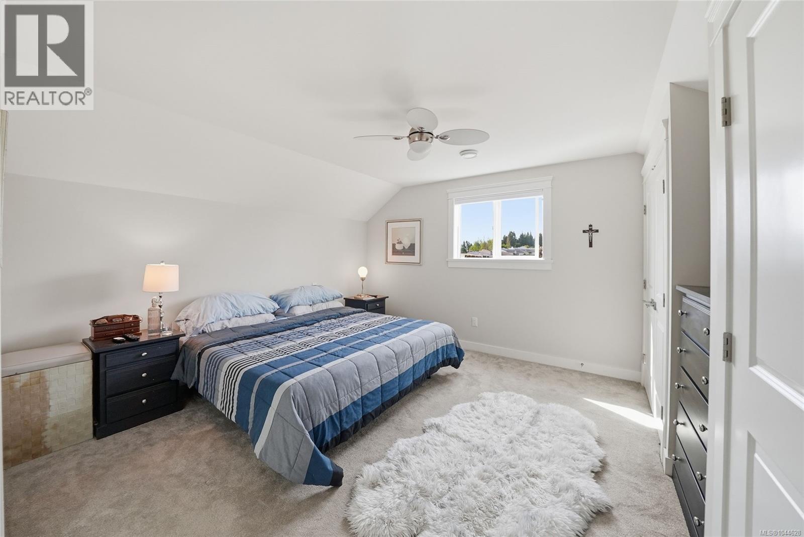 795 Parkside Cres - 40