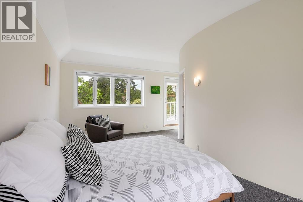 317 Bessborough Close - 22