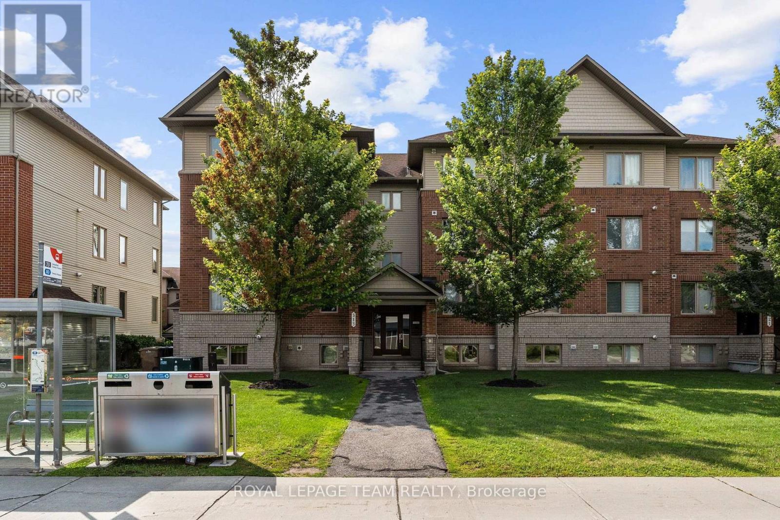 #2 313 CRESTHAVEN DRIVE - 2
