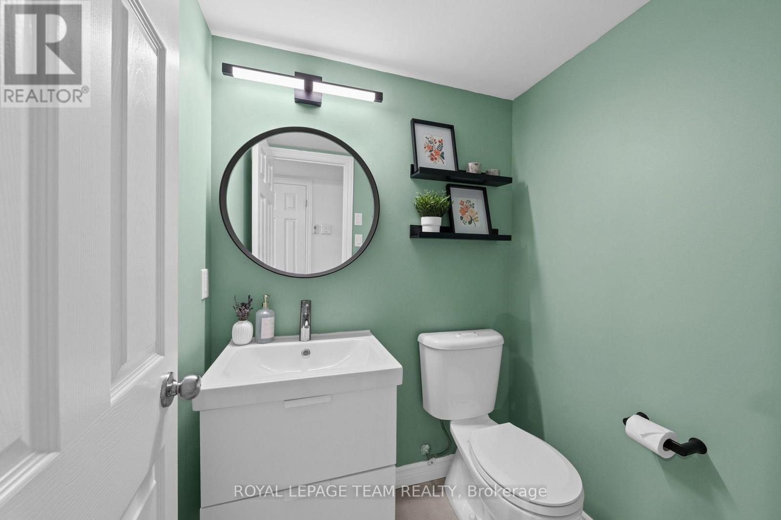 #2 313 CRESTHAVEN DRIVE - 38
