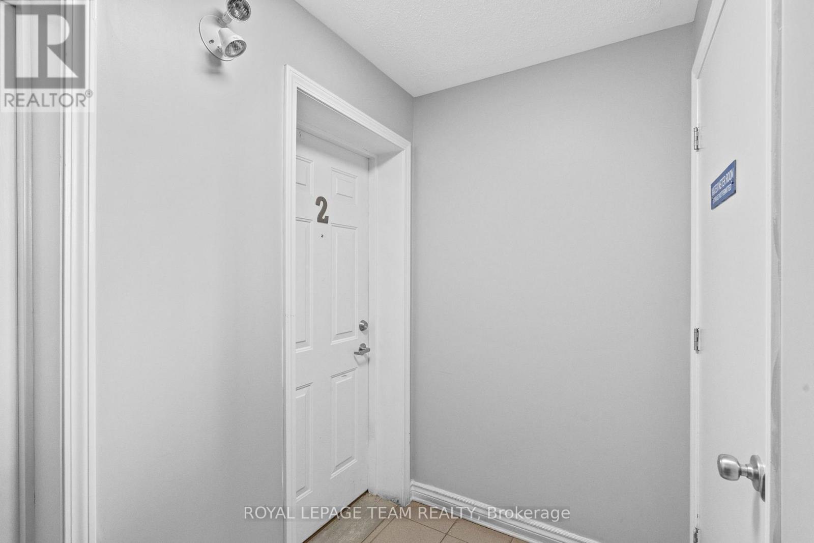 #2 313 CRESTHAVEN DRIVE - 9