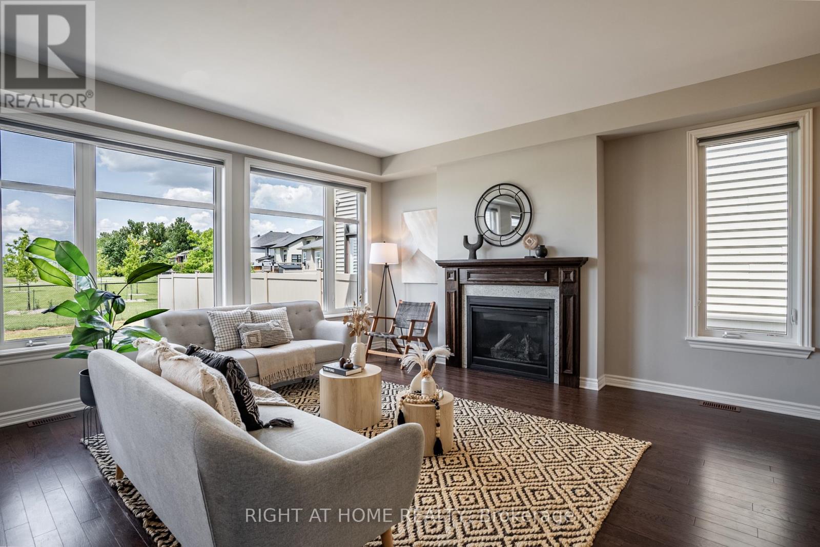 3 Bed, 3 Bath House for Sale in Ottawa – 151 CAMBIE ROAD, Ottawa – MLS# X13618798 - Image 10