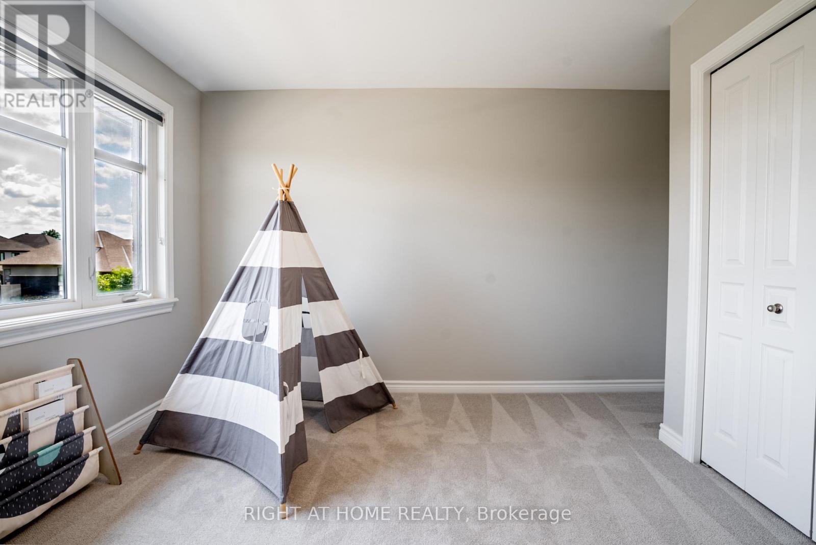 3 Bed, 3 Bath House for Sale in Ottawa – 151 CAMBIE ROAD, Ottawa – MLS# X13618798 - Image 25