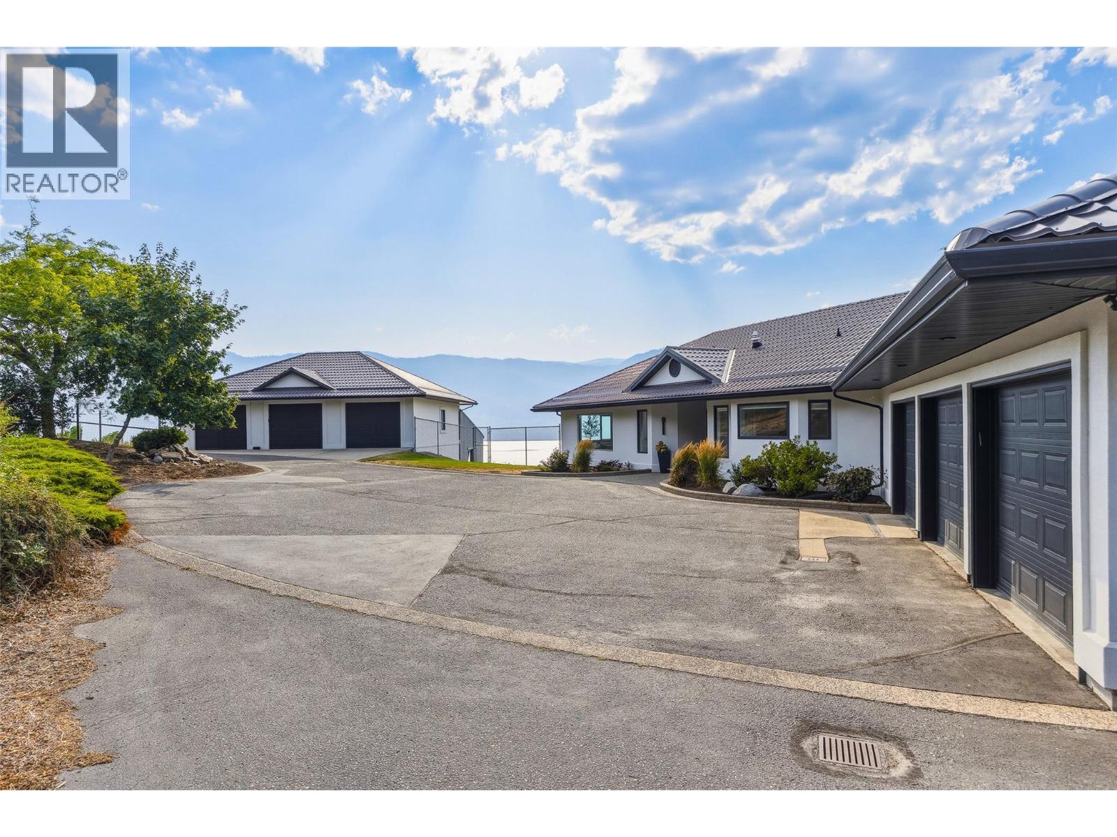  1090 Camp Road, Lake Country