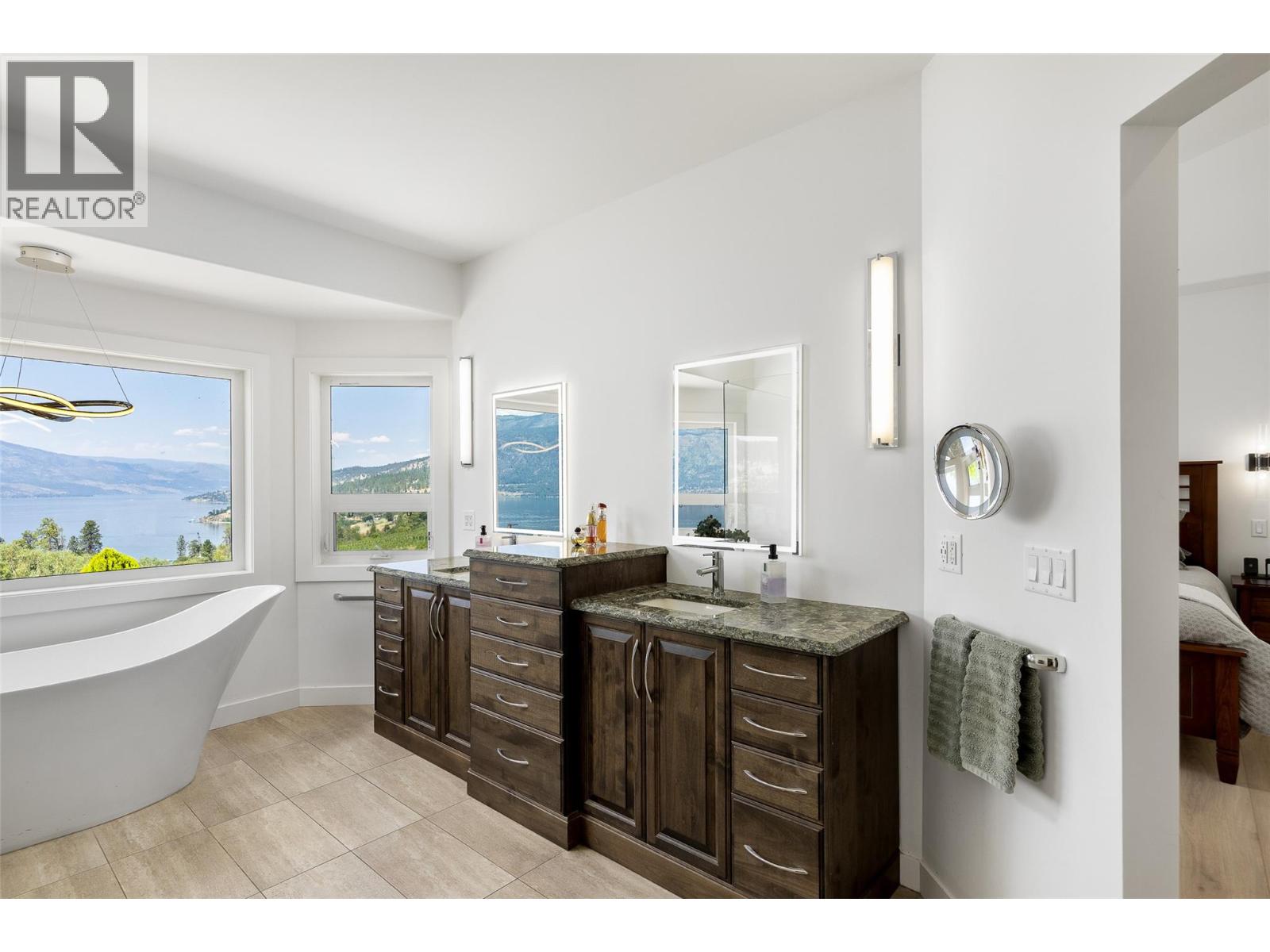  1090 Camp Road, Lake Country