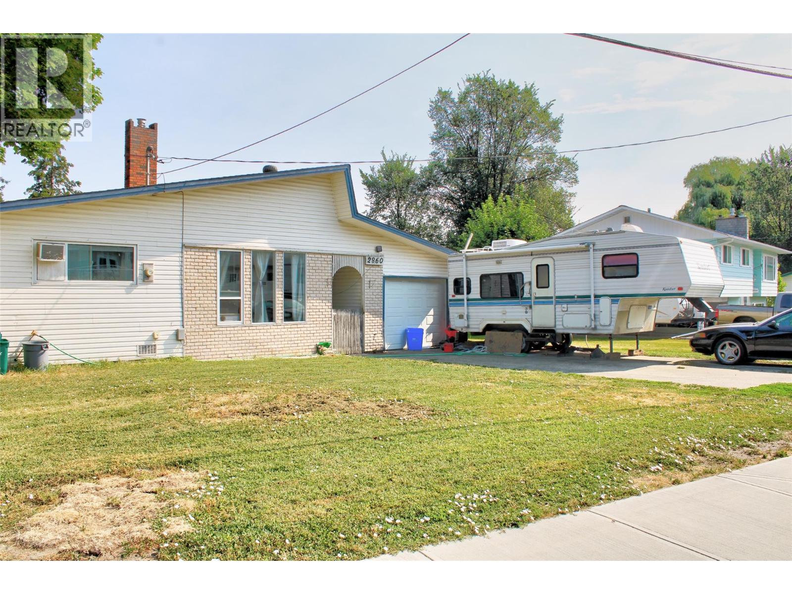 2860 Willowdale Drive - 1