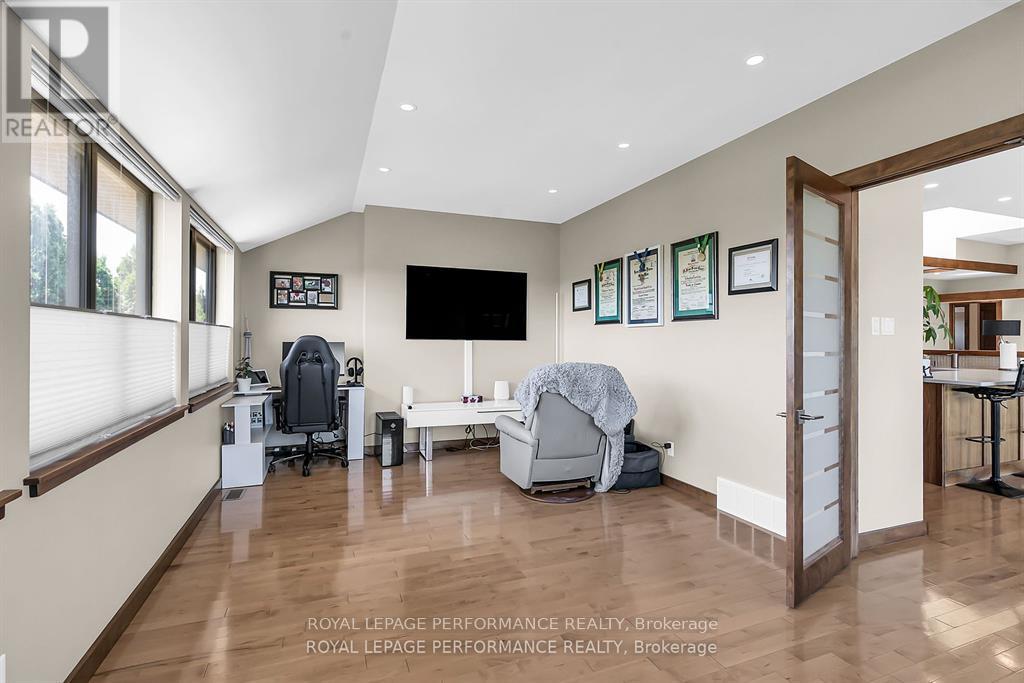 19 GEORGE PATRICK DRIVE - 23