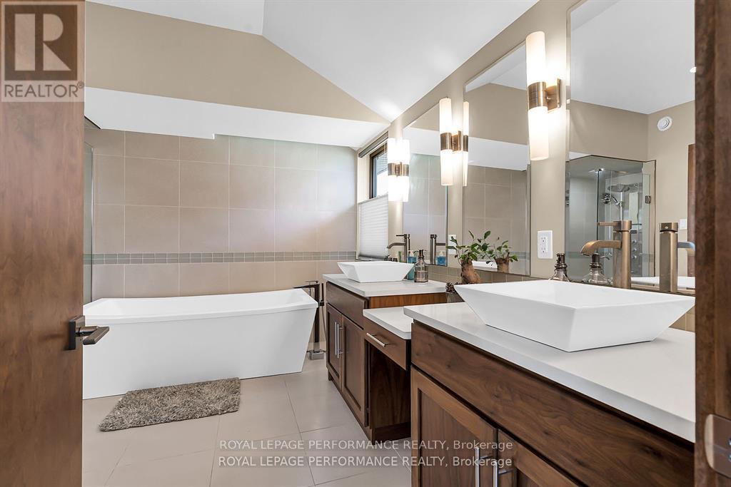 19 GEORGE PATRICK DRIVE - 27