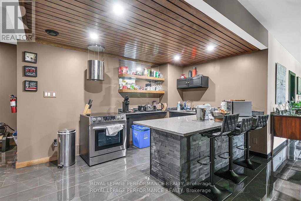19 GEORGE PATRICK DRIVE - 34