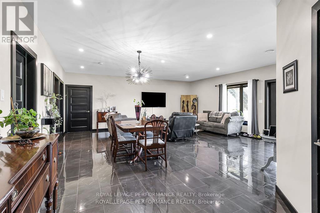 19 GEORGE PATRICK DRIVE - 38