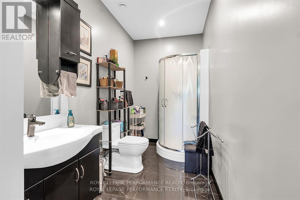 19 GEORGE PATRICK DRIVE - 40