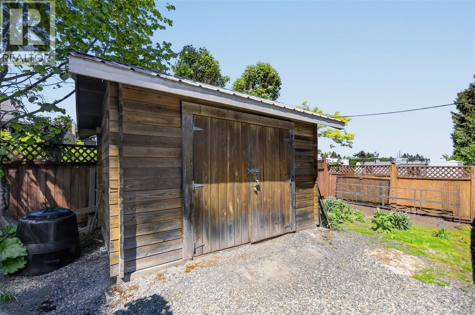 3475 Seacloud Rd - 44