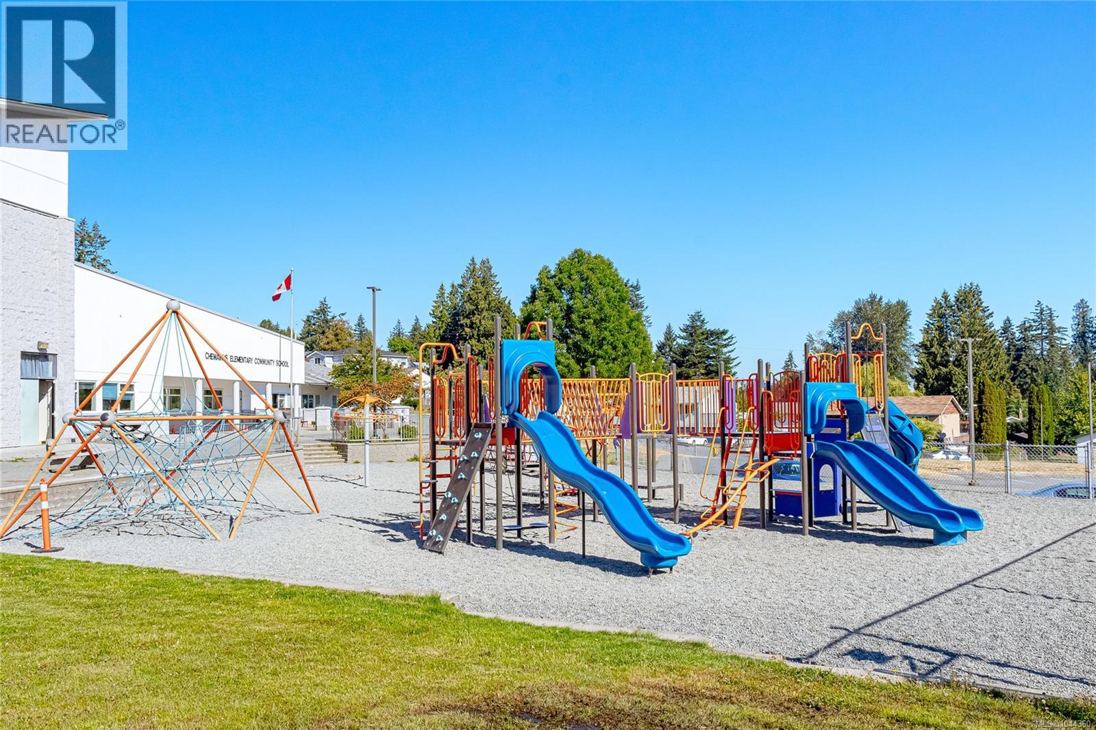 3475 Seacloud Rd - 68