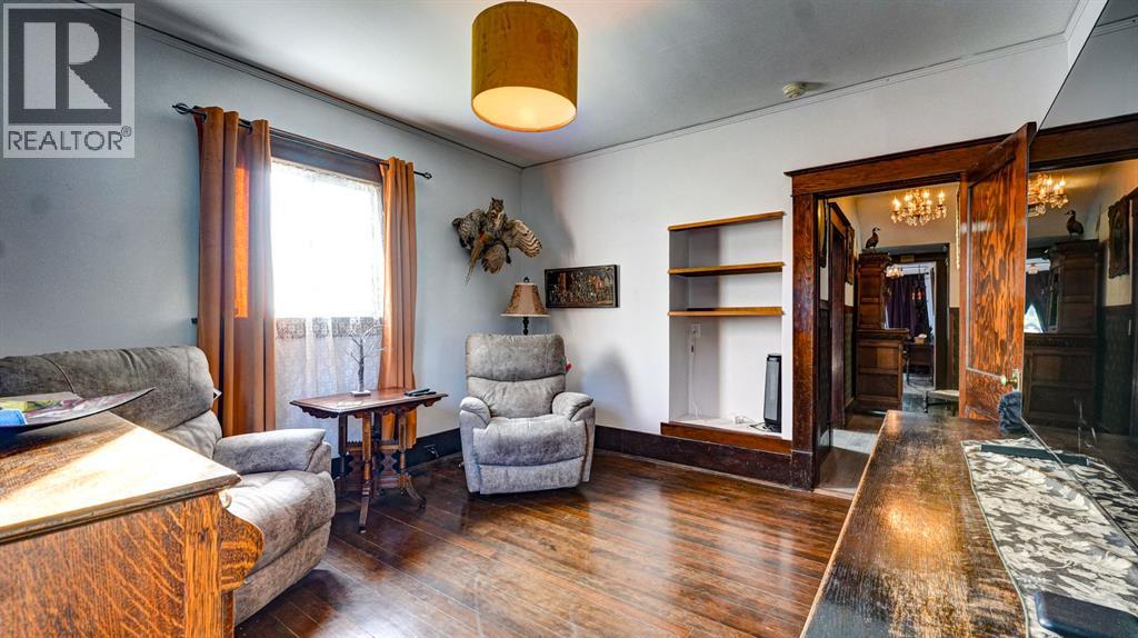 4309 2 Street W - Image 24
