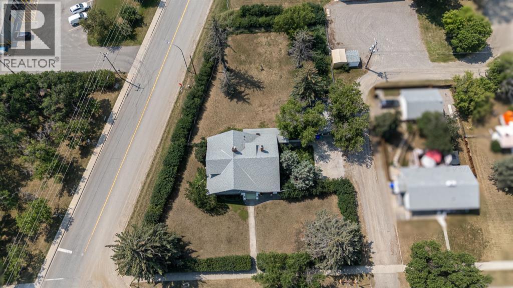 4309 2 Street W - Image 46