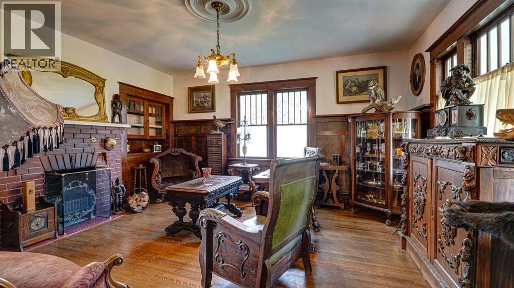 4309 2 Street W - Image 8