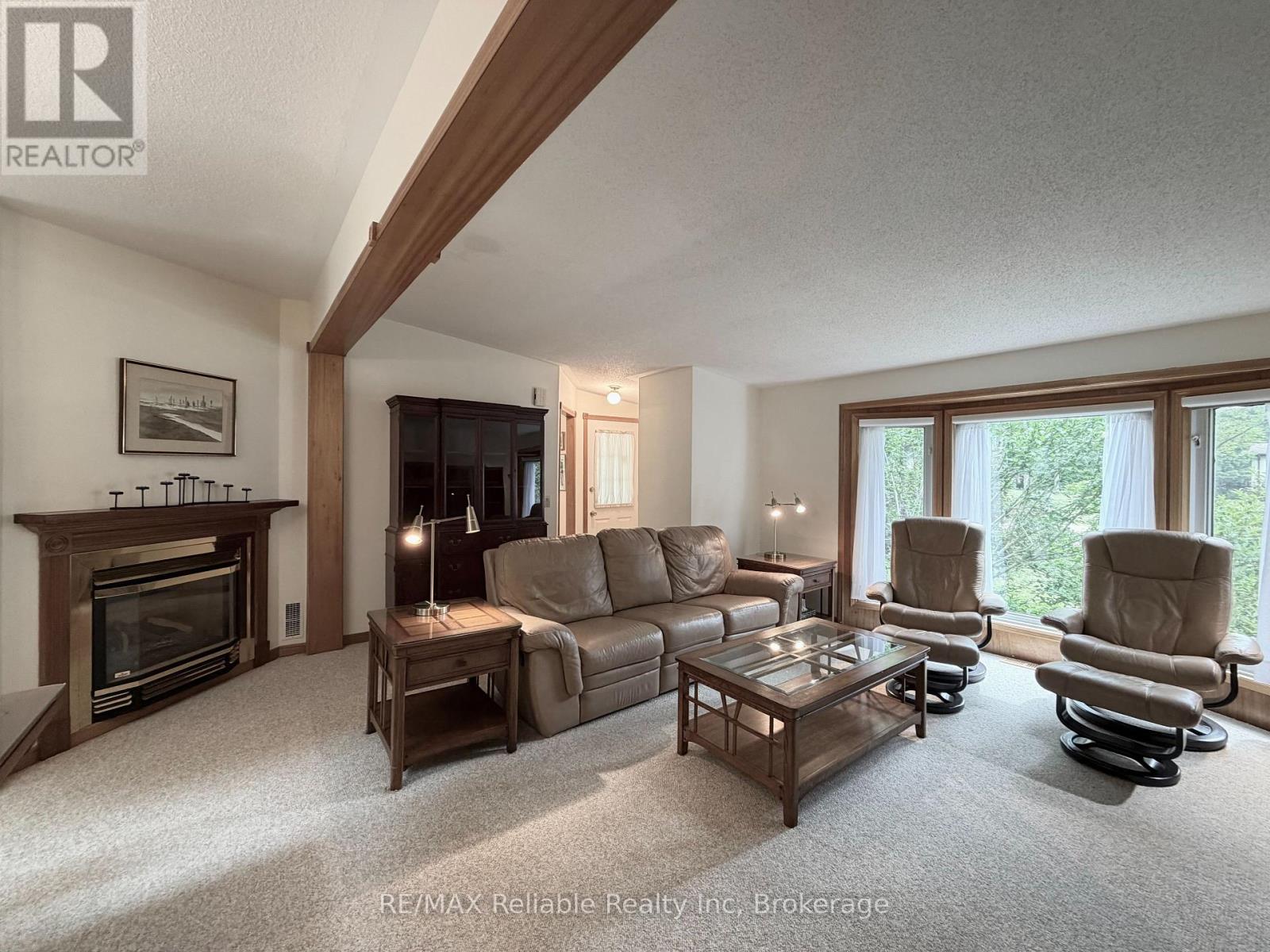 117 TAMARACK DRIVE - 19