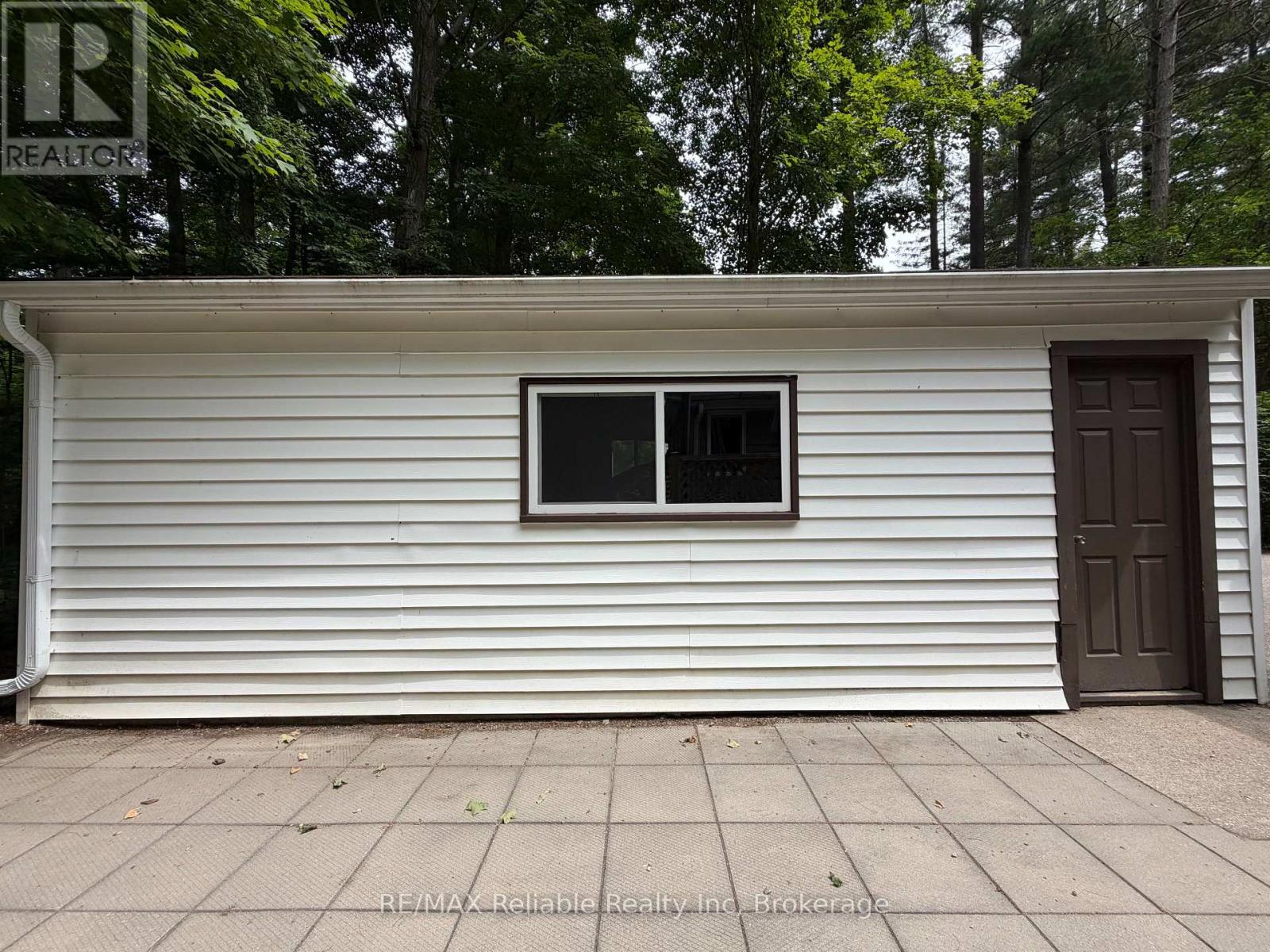 117 TAMARACK DRIVE - 39