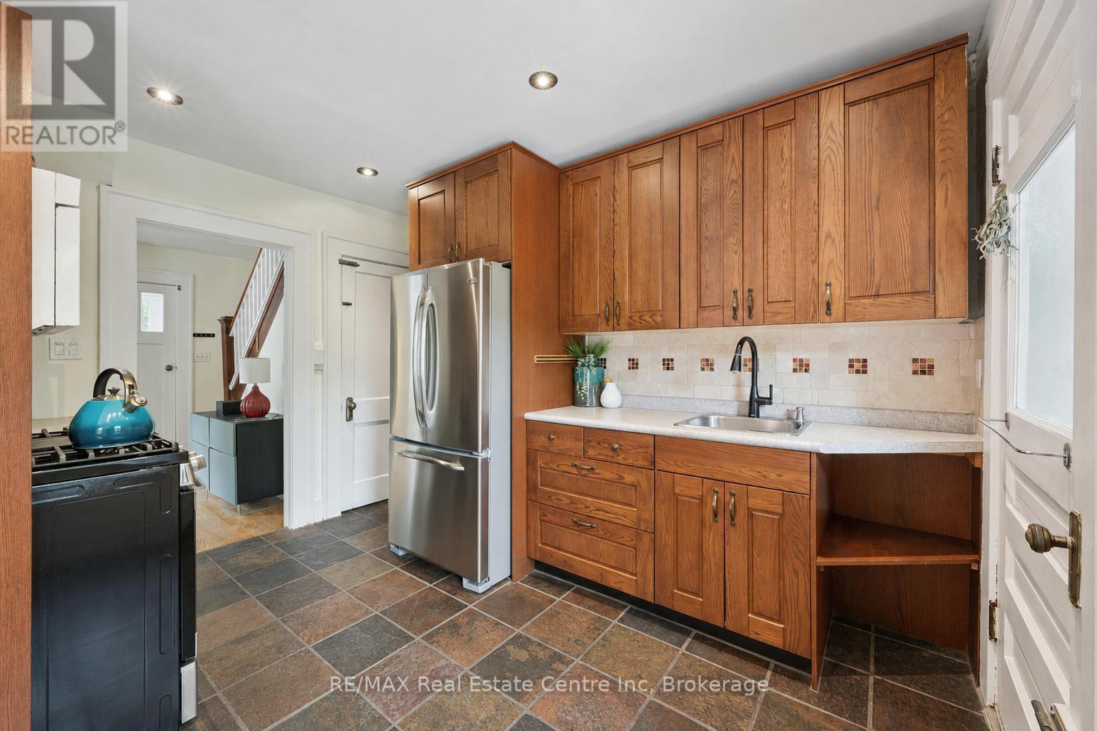 6 PEARL STREET - Image 8