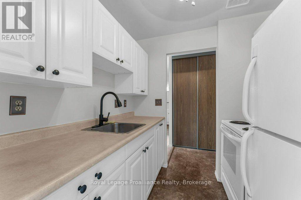 #509 358 QUEEN MARY ROAD - Image 12