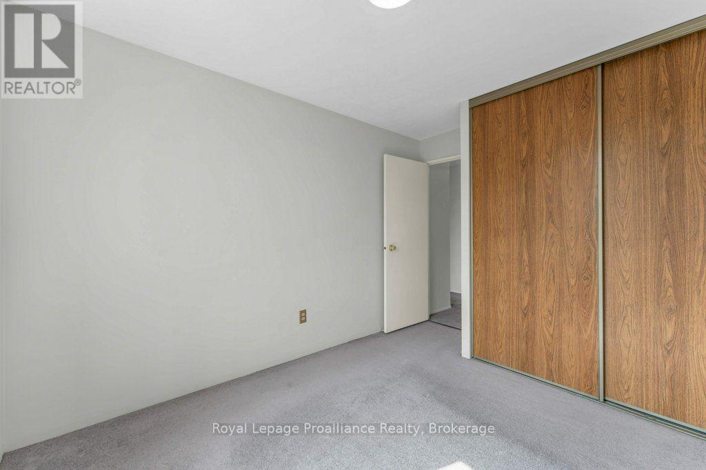 #509 358 QUEEN MARY ROAD - Image 32