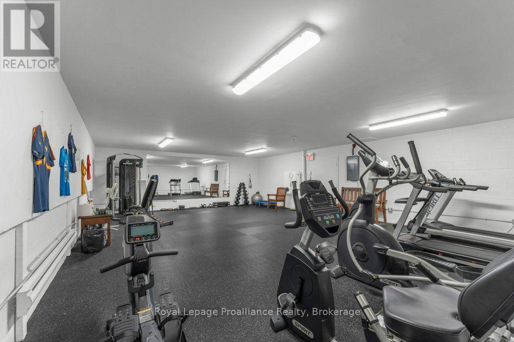 #509 358 QUEEN MARY ROAD - Image 43