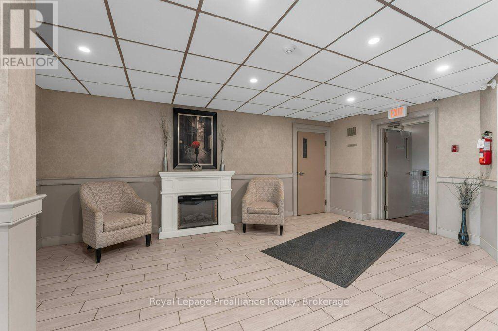 #509 358 QUEEN MARY ROAD - Image 44
