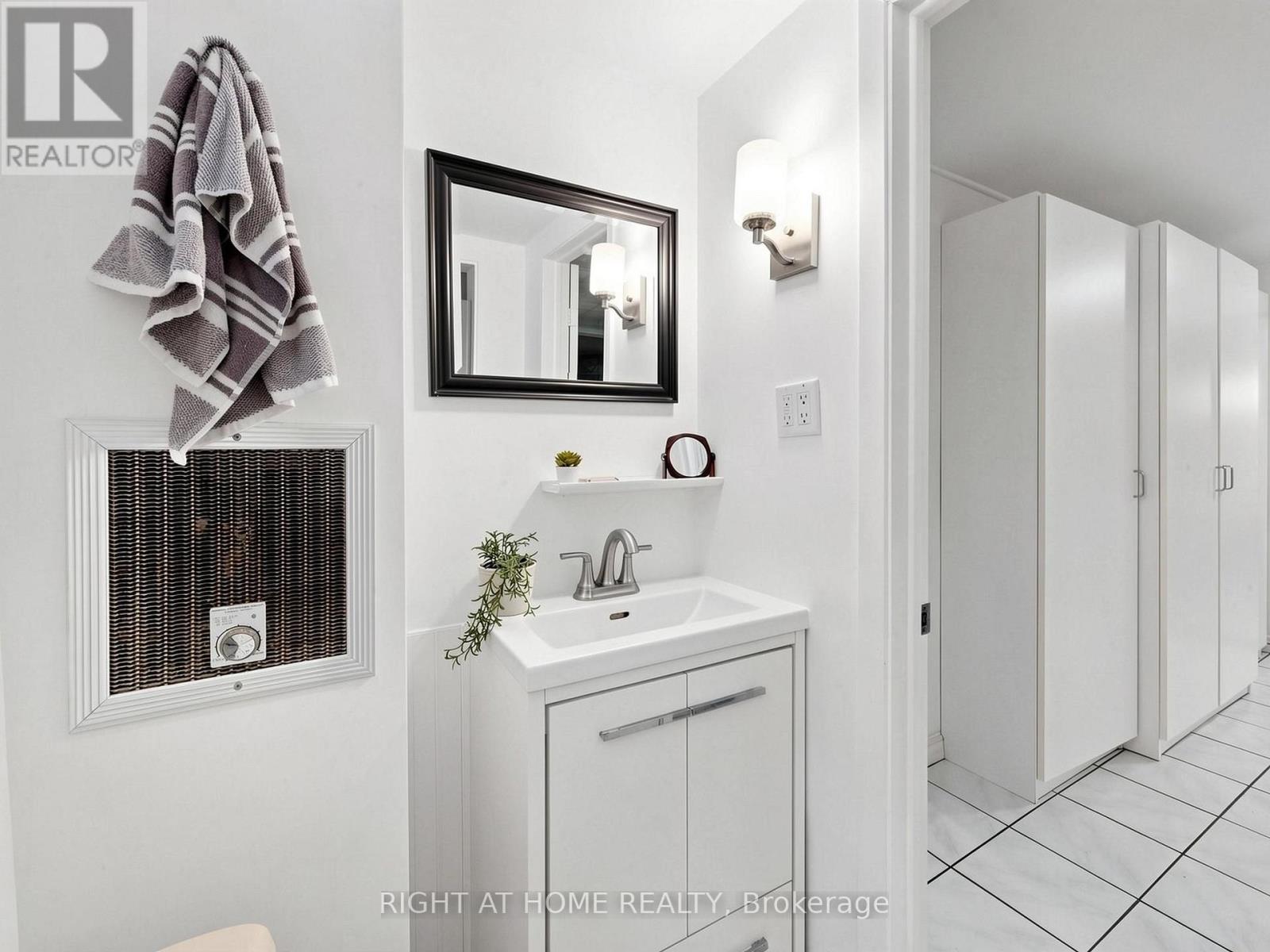 305 PLEASANT AVENUE - 41