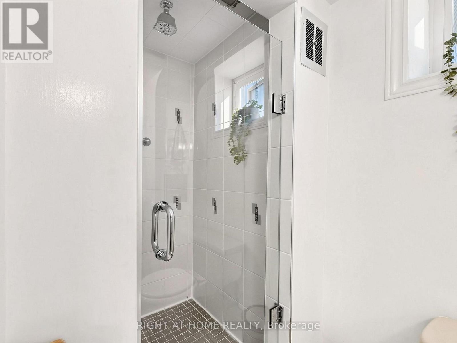 305 PLEASANT AVENUE - 42