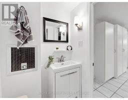 305 Pleasant Avenue, Toronto, ON M2R2R2 Photo 41