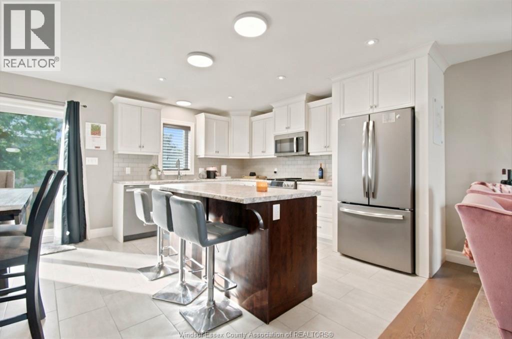 6 JOANEY LANE - Image 8