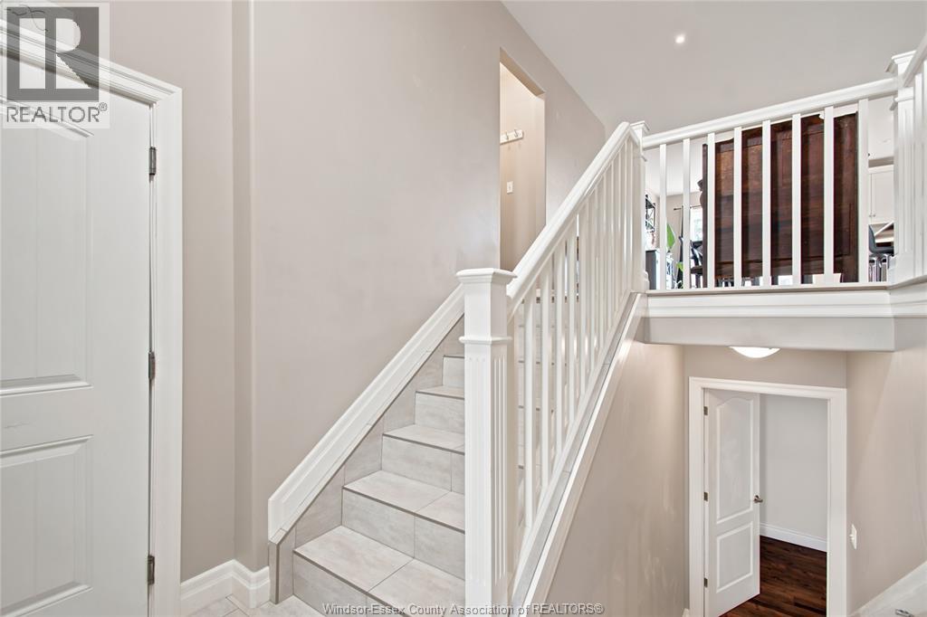 6 JOANEY LANE - Image 5